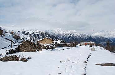 Dayara Bugyal Trek